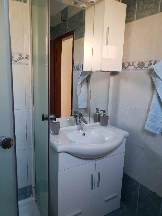 Apartman Nicolle Brzac Luaran gambar